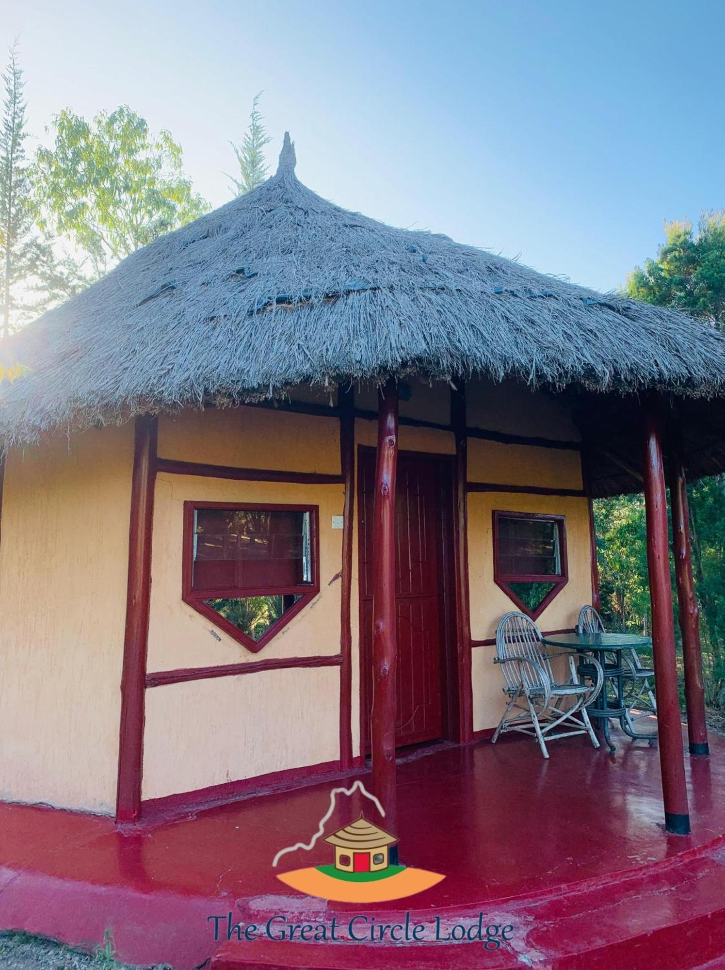 The Great Circle Lodge Наньюки Экстерьер фото